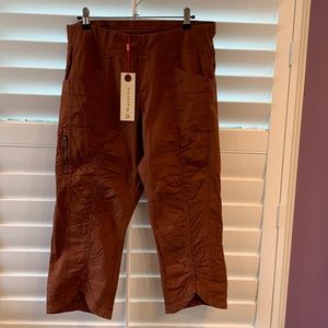 XCVI Wearables Capri Size L